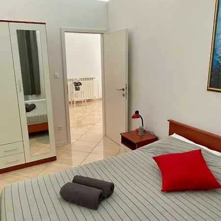 Apartment Spacious